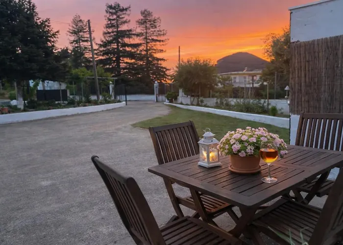 Navy By Likeyourhome With Mountain View Balcony, Near 1 Km, Self Check-in Vatos