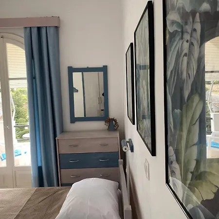 Apartment Navy With Mountain View &private Parking