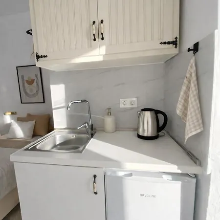 Navy By Likeyourhome With Mountain View Balcony, Near 1 Km, Self Check-in Appartement *