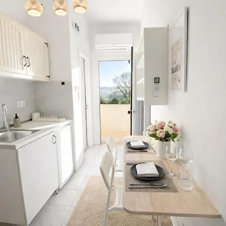 Appartement Navy By Likeyourhome With Mountain View Balcony, Near 1 Km, Self Check-in