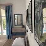 Lägenhet Navy By Likeyourhome With Mountain View Balcony, Near 1 Km, Self Check-in