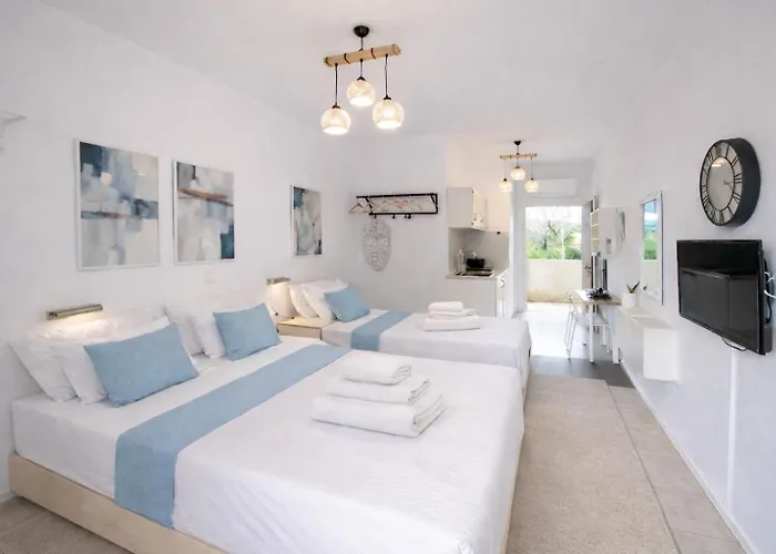 Navy By Likeyourhome With Mountain View Balcony, Near 1 Km, Self Check-in * Βάτος